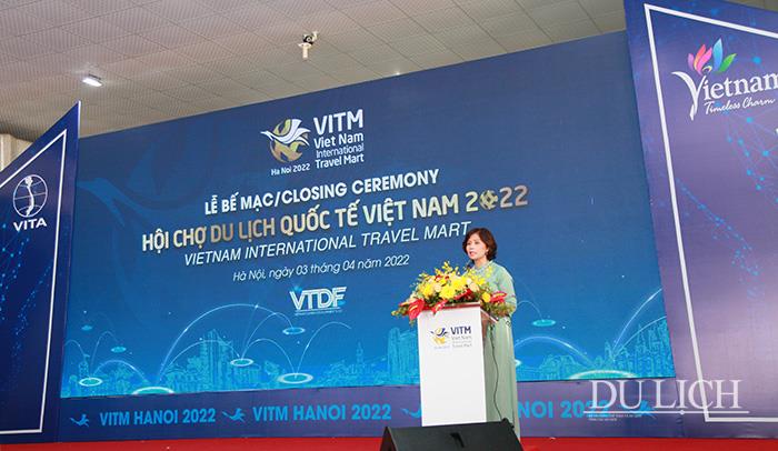 Phó Chủ tịch thường trực Hiệp hội Du lịch Việt Nam (HHDLVN), Phó ban tổ chức hội chợ VITM Cao Thị Ngọc Lan phát biểu 